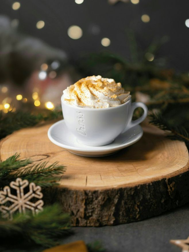 🎄✨ Krásné Vánoce z CrossCafe! ✨🎄 Přejeme ti svátky plné klidu, pohody a chvil, které zahřejí stejně jako tvoje oblíbená...